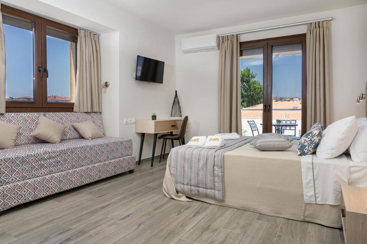 M&B Boutique Apartments Неа Рода Екстериор снимка