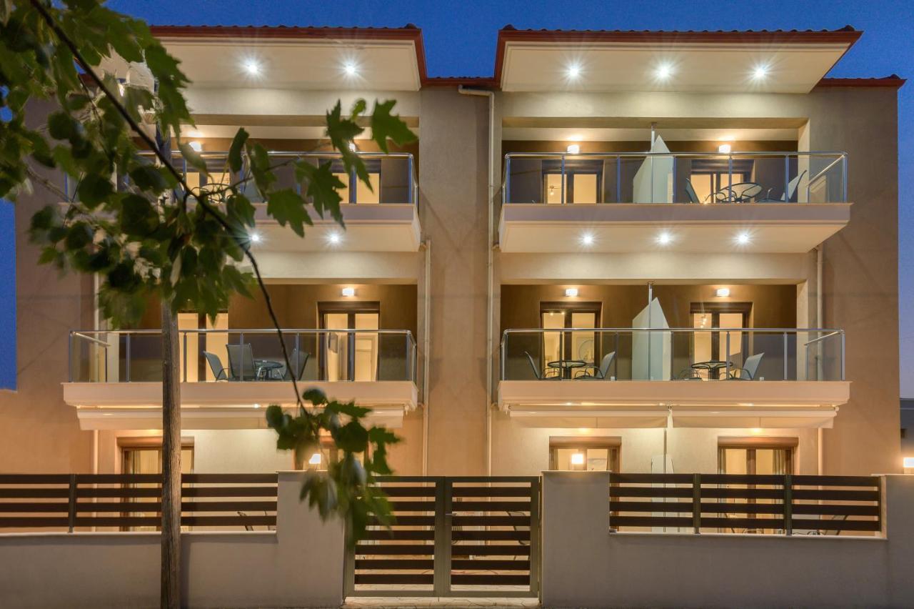M&B Boutique Apartments Неа Рода Екстериор снимка