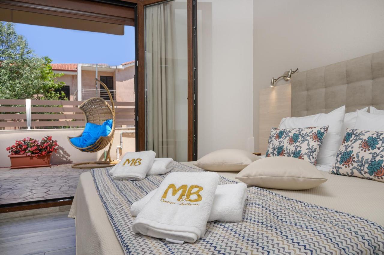 M&B Boutique Apartments Неа Рода Екстериор снимка